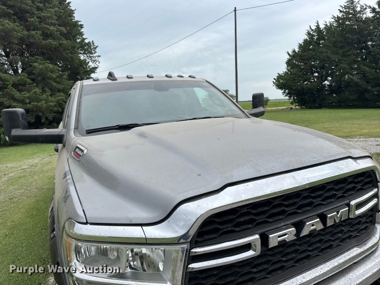 image for item EW4942 2022 RAM 3500 Heavy Duty Crew Cab pickup truck