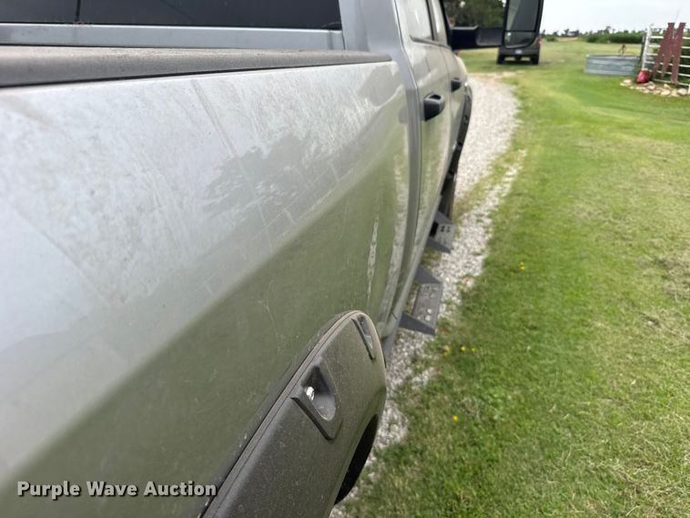 image for item EW4942 2022 RAM 3500 Heavy Duty Crew Cab pickup truck