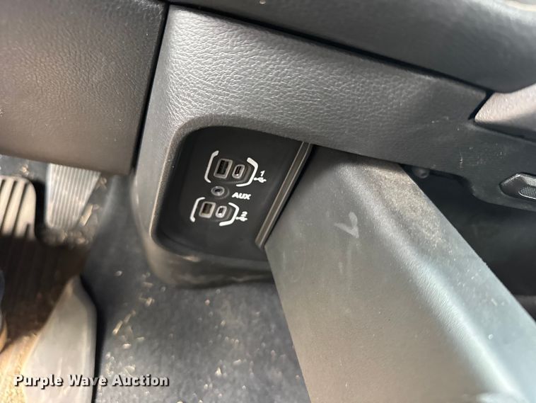 image for item EW4942 2022 RAM 3500 Heavy Duty Crew Cab pickup truck