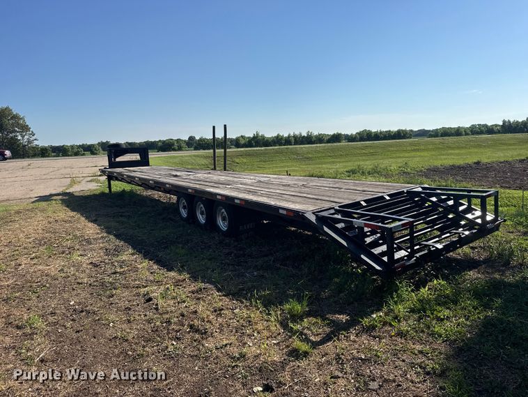 image for item EW4972 1995 J & C MANUFACTURING INC Jackson equipment trailer