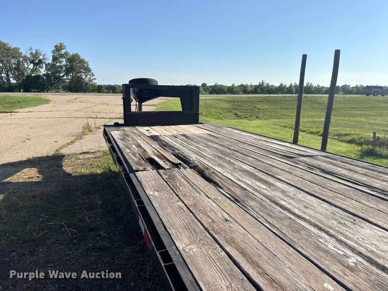 image for item EW4972 1995 J & C MANUFACTURING INC Jackson equipment trailer