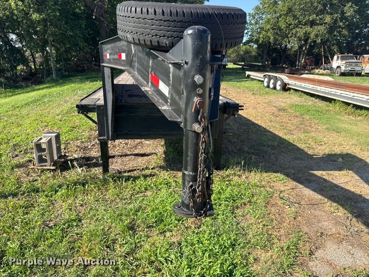 image for item EW4972 1995 J & C MANUFACTURING INC Jackson equipment trailer