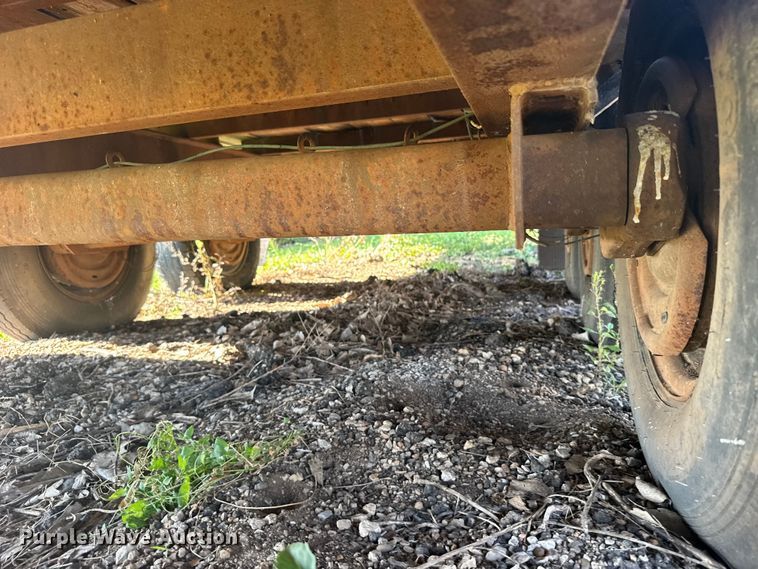 image for item EW4972 1995 J & C MANUFACTURING INC Jackson equipment trailer