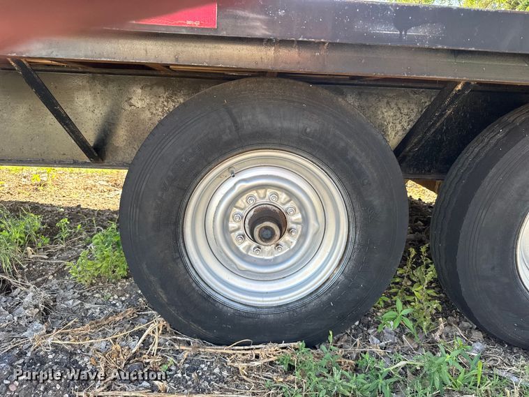 image for item EW4972 1995 J & C MANUFACTURING INC Jackson equipment trailer