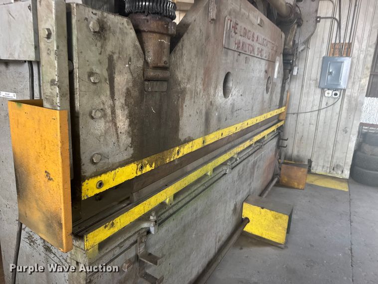 image for item EW4987 The Long & Allstatter Co. press brake