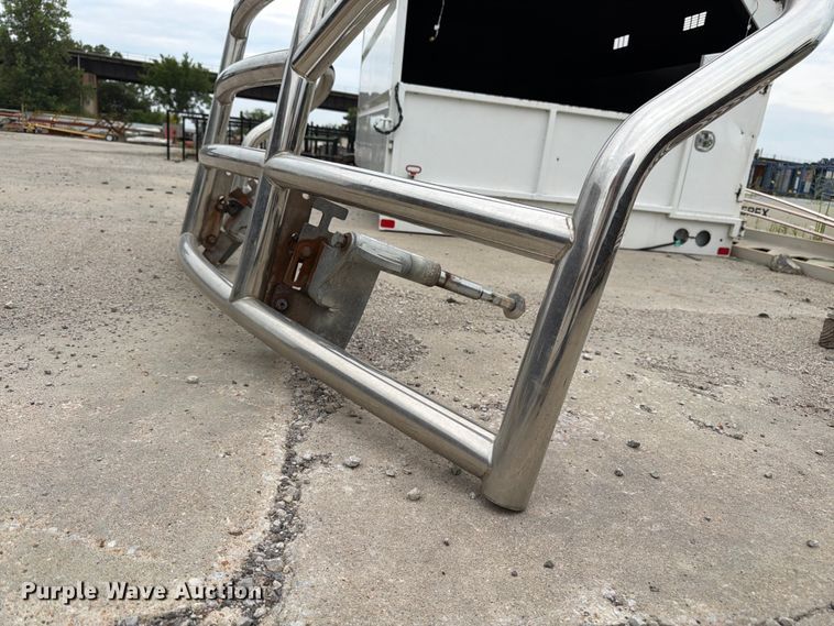 image for item EW4999 Retrac grill guard