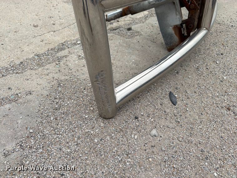 image for item EW4999 Retrac grill guard