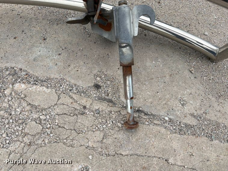 image for item EW4999 Retrac grill guard