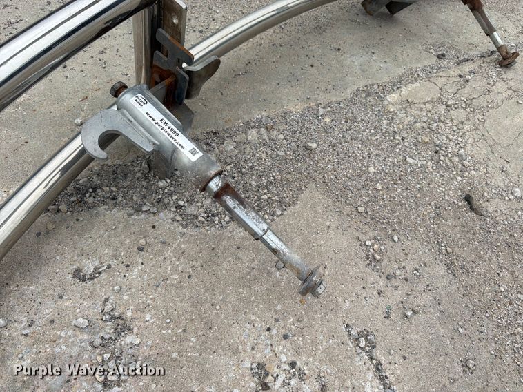 image for item EW4999 Retrac grill guard