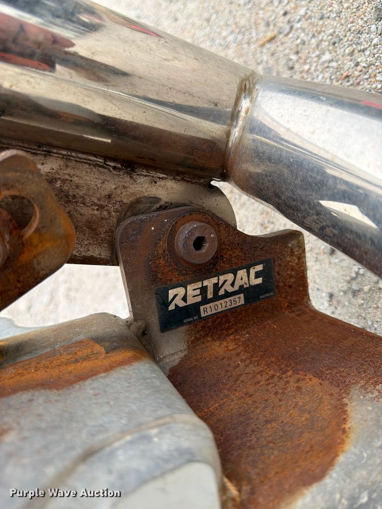 image for item EW4999 Retrac grill guard