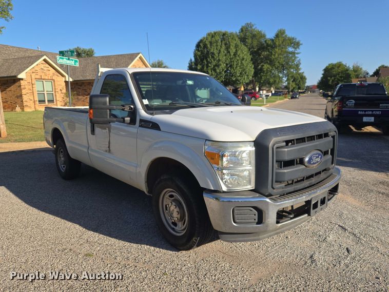 image for item EW8584 2016 Ford F250 Super Duty pickup truck