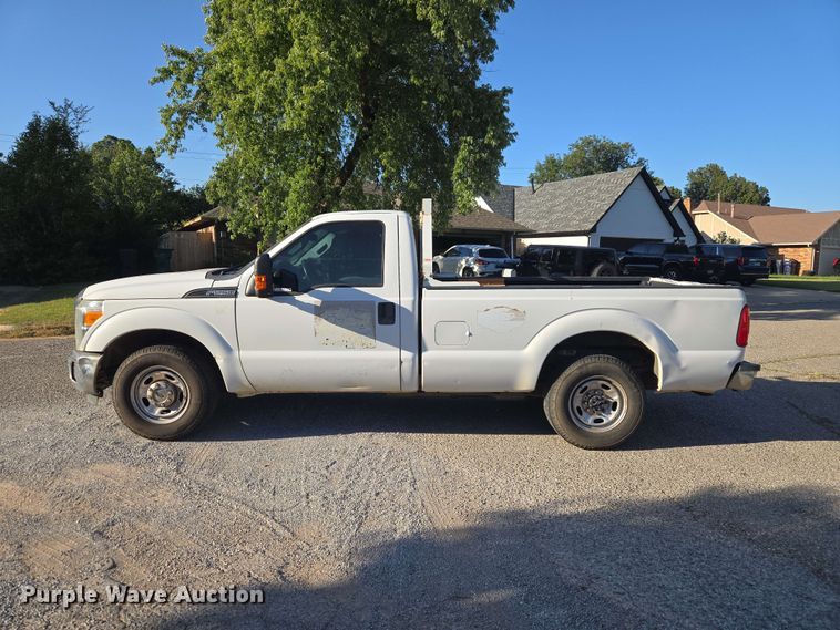 image for item EW8584 2016 Ford F250 Super Duty pickup truck