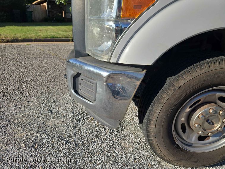 image for item EW8584 2016 Ford F250 Super Duty pickup truck