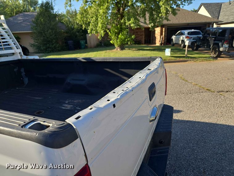 image for item EW8584 2016 Ford F250 Super Duty pickup truck