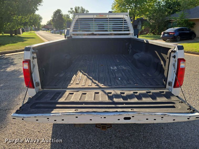image for item EW8584 2016 Ford F250 Super Duty pickup truck
