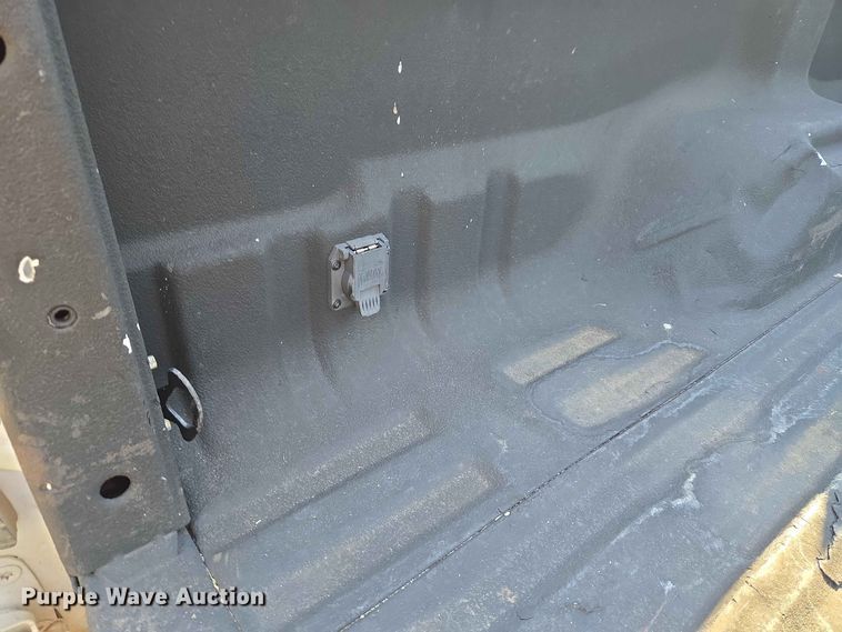 image for item EW8584 2016 Ford F250 Super Duty pickup truck