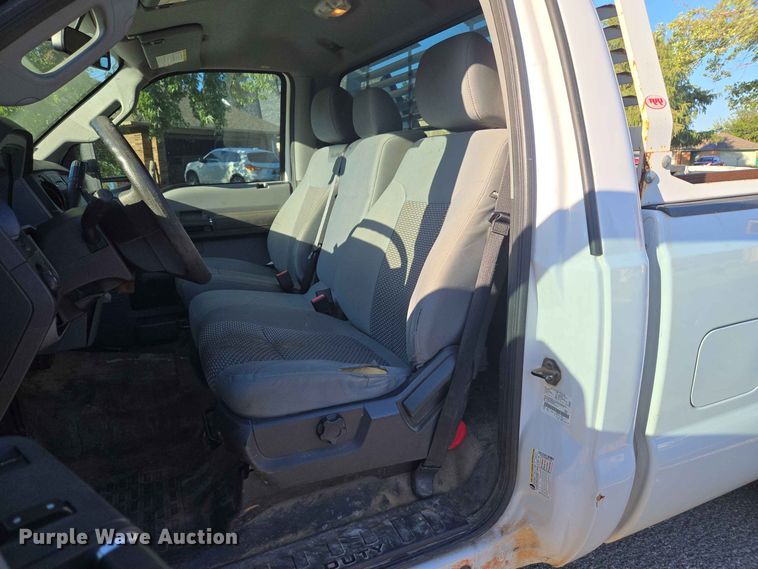 image for item EW8584 2016 Ford F250 Super Duty pickup truck