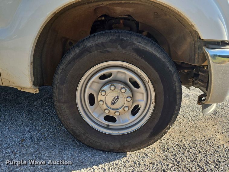 image for item EW8584 2016 Ford F250 Super Duty pickup truck