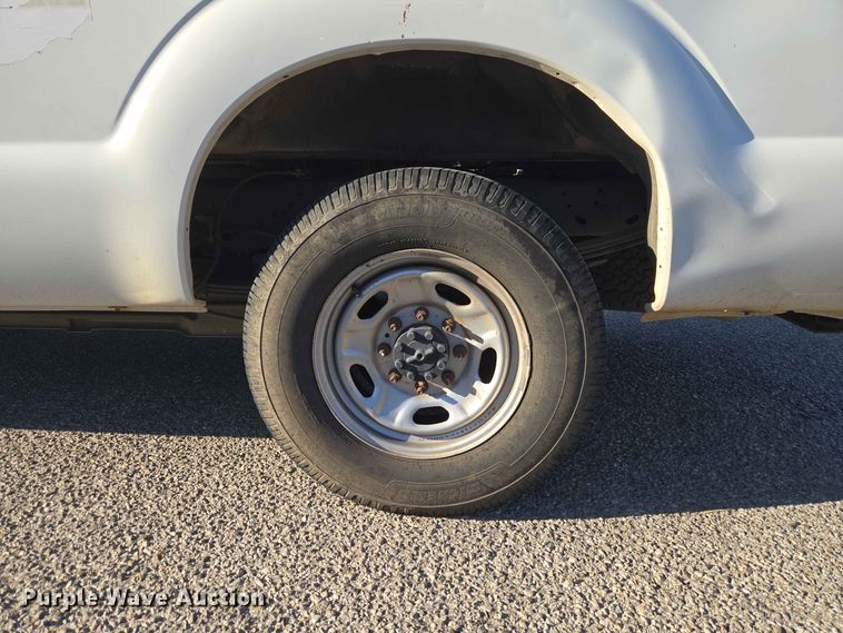 image for item EW8584 2016 Ford F250 Super Duty pickup truck