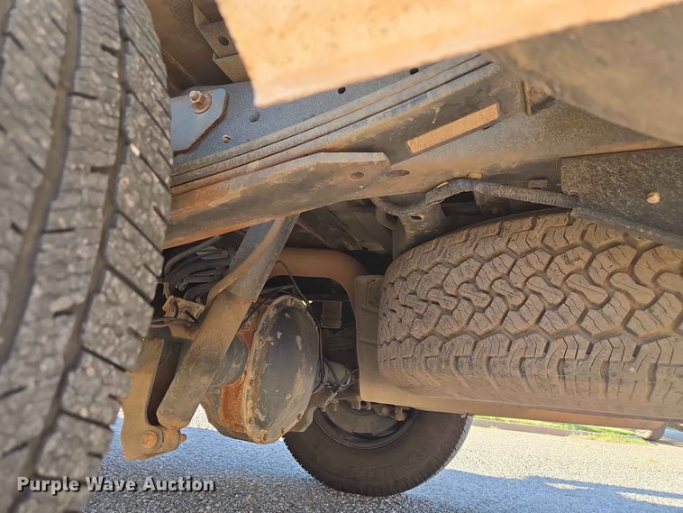 image for item EW8584 2016 Ford F250 Super Duty pickup truck