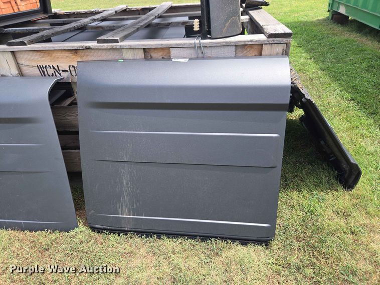 image for item EW8592 (2) automotive hard tops