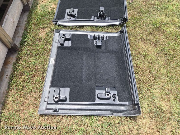 image for item EW8592 (2) automotive hard tops