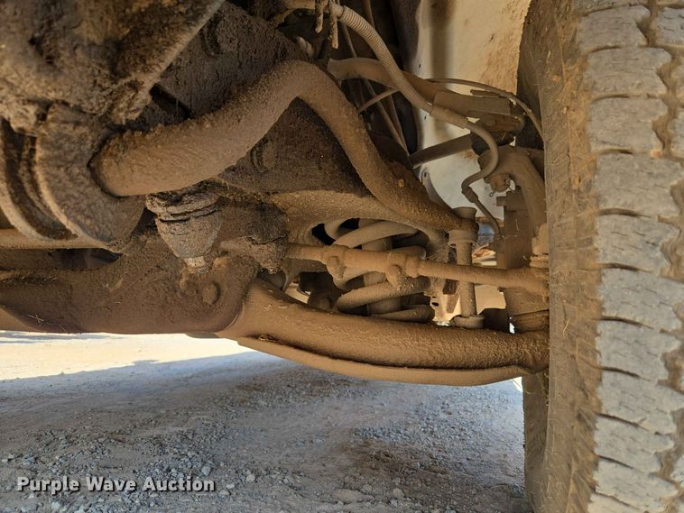 image for item EW8610 2001 Chevrolet Express 3500 van