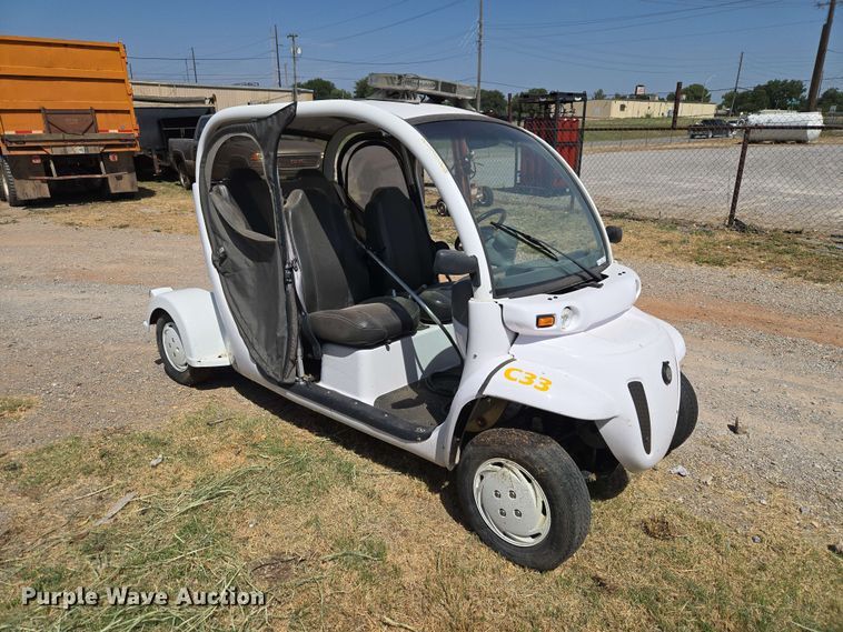 image for item EW8611 2007 GEM utility vehicle