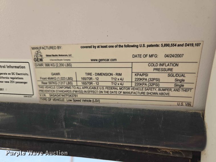 image for item EW8611 2007 GEM utility vehicle