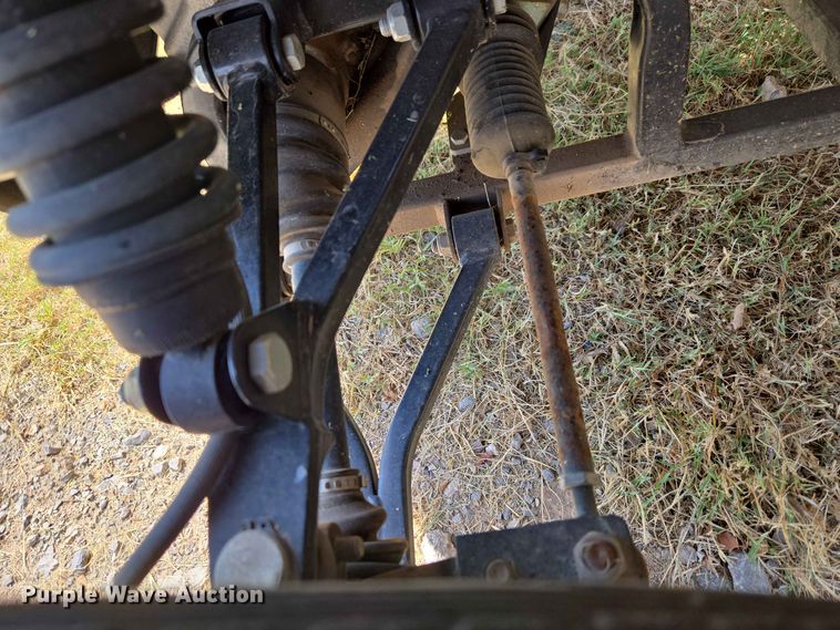 image for item EW8611 2007 GEM utility vehicle