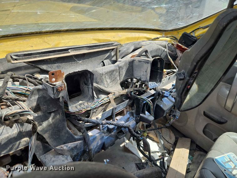 image for item EW8614 2012 Chevrolet Silverado 2500HD Ext. Cab pickup truck