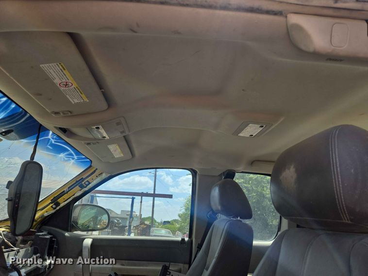 image for item EW8614 2012 Chevrolet Silverado 2500HD Ext. Cab pickup truck