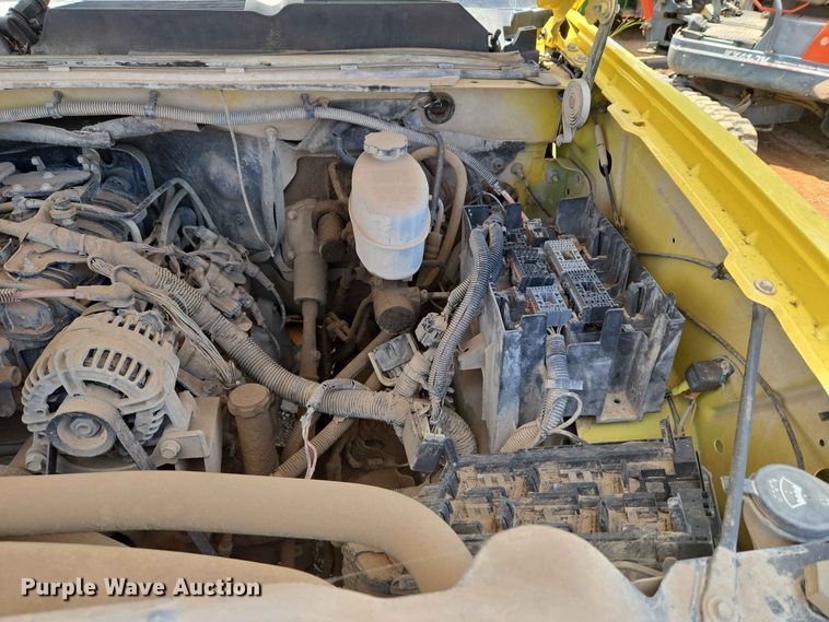 image for item EW8614 2012 Chevrolet Silverado 2500HD Ext. Cab pickup truck