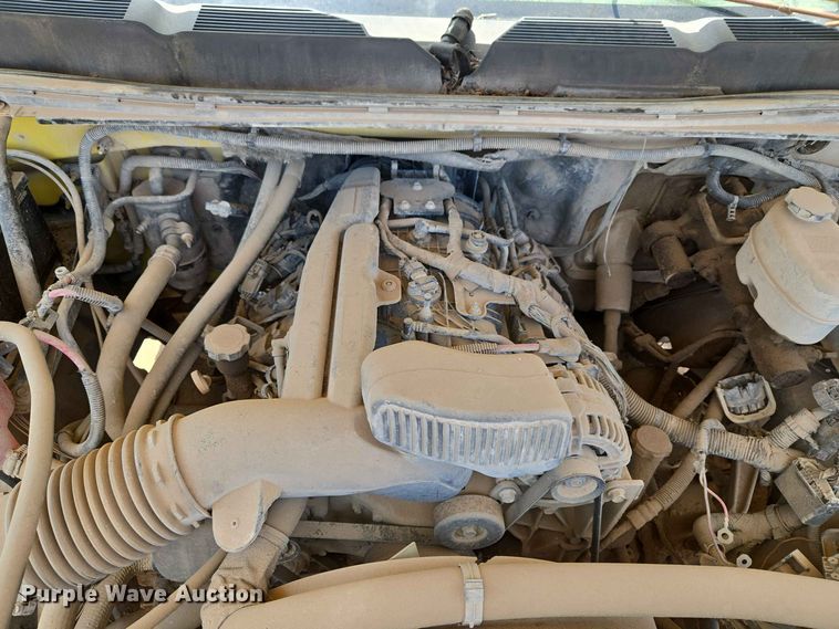 image for item EW8614 2012 Chevrolet Silverado 2500HD Ext. Cab pickup truck
