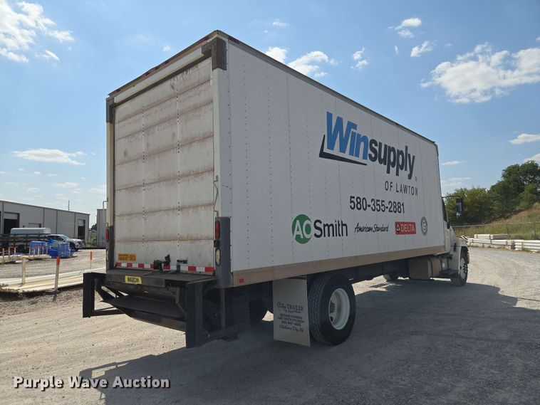 image for item EW8616 2010 Hino 268 box truck