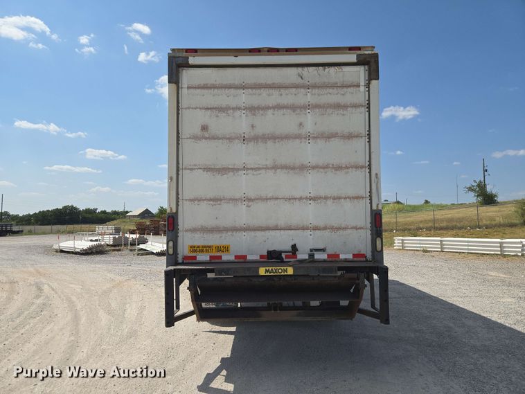 image for item EW8616 2010 Hino 268 box truck