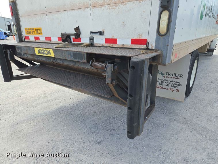 image for item EW8616 2010 Hino 268 box truck