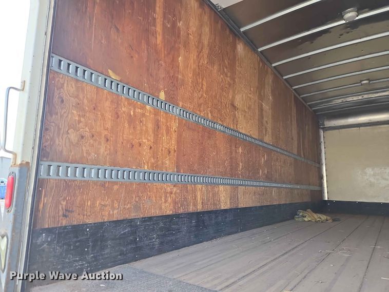 image for item EW8616 2010 Hino 268 box truck