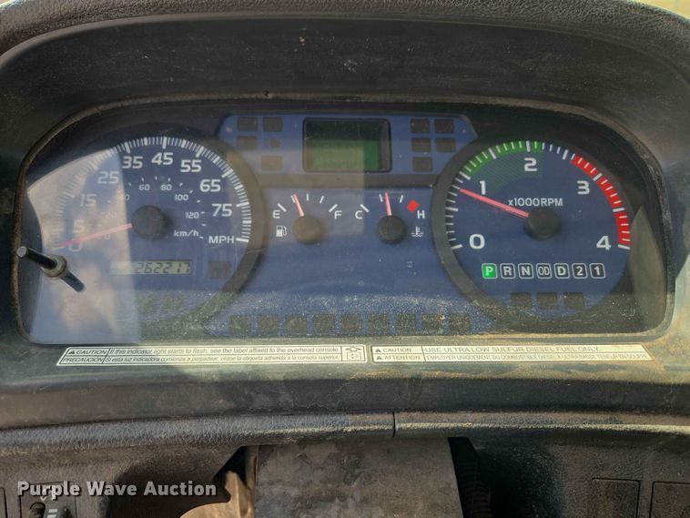 image for item EW8616 2010 Hino 268 box truck
