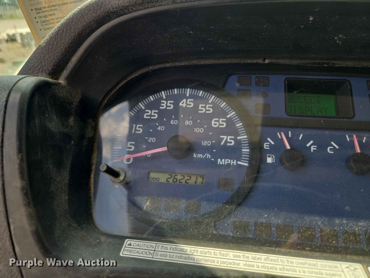 image for item EW8616 2010 Hino 268 box truck