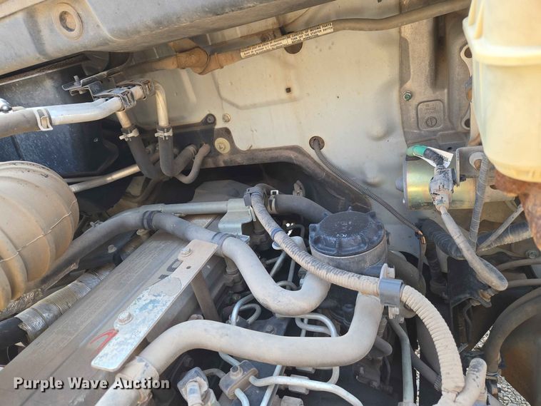 image for item EW8616 2010 Hino 268 box truck