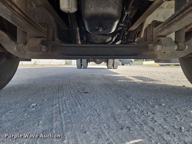 image for item EW8616 2010 Hino 268 box truck