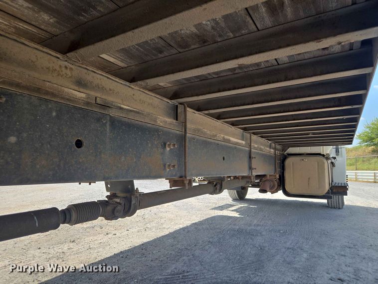 image for item EW8616 2010 Hino 268 box truck