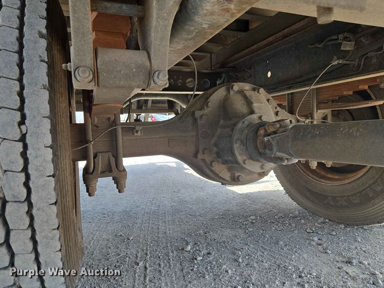 image for item EW8616 2010 Hino 268 box truck