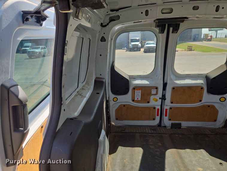 image for item EW8617 2015 Ford Transit Connect van