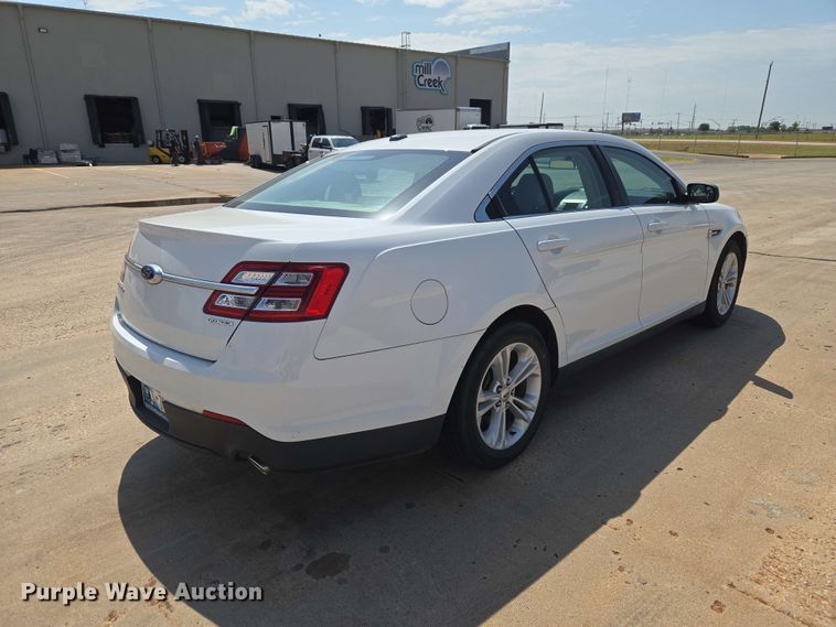 image for item EW8618 2015 Ford Taurus 