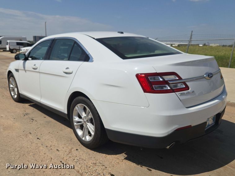 image for item EW8618 2015 Ford Taurus 