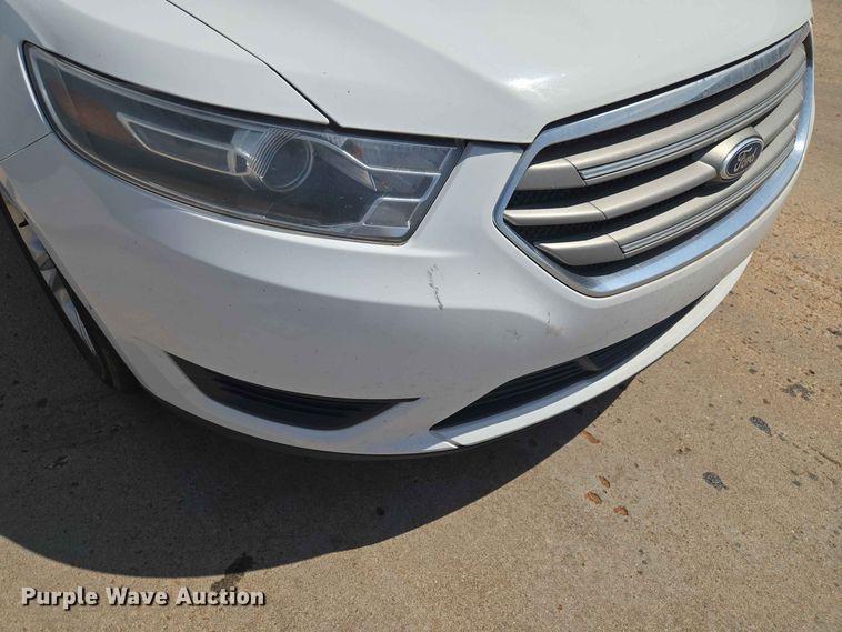 image for item EW8618 2015 Ford Taurus 