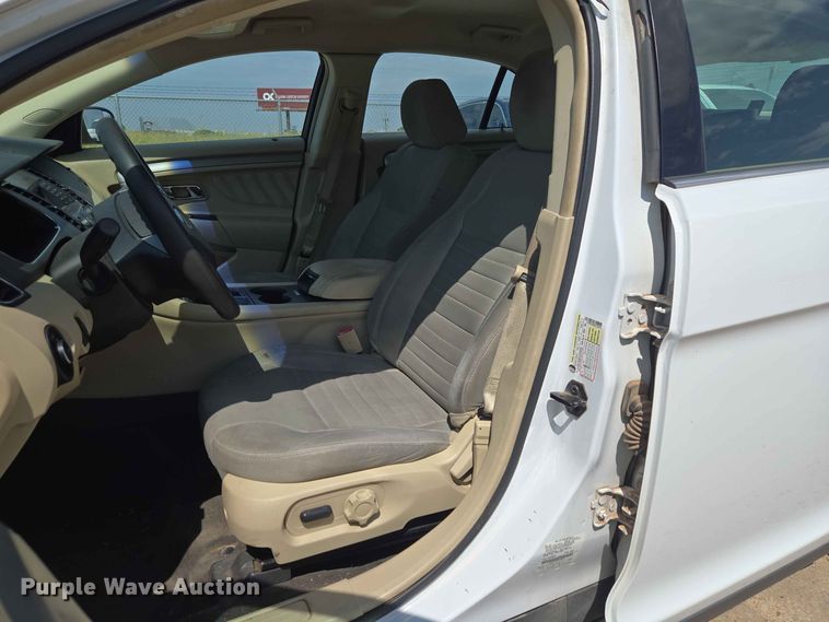 image for item EW8618 2015 Ford Taurus 