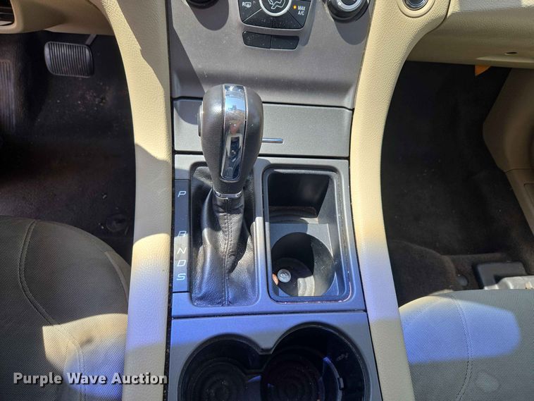 image for item EW8618 2015 Ford Taurus 